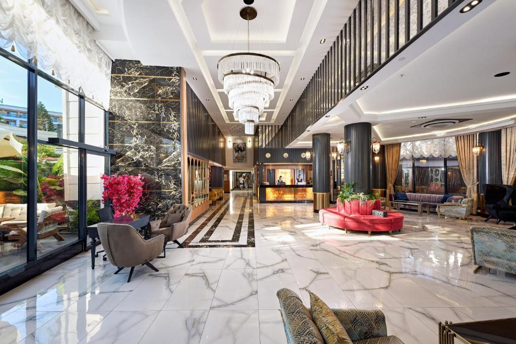 Grand Uysal Beach & Spa Hotel 5*