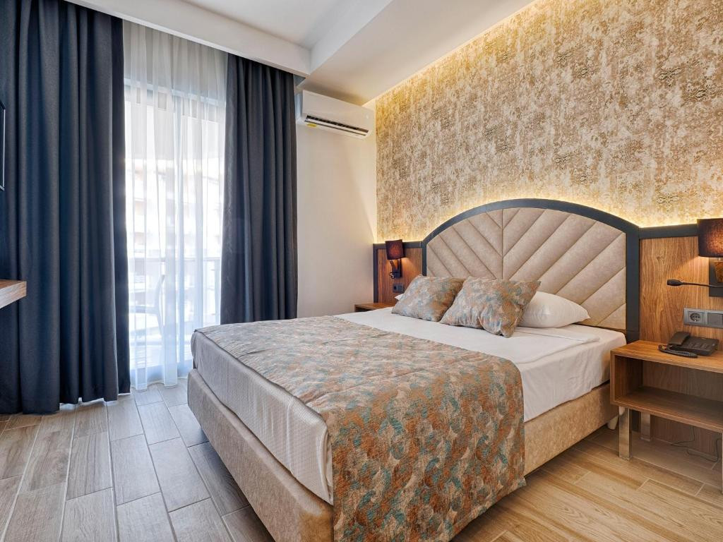 Grand Uysal Beach & Spa Hotel 5*