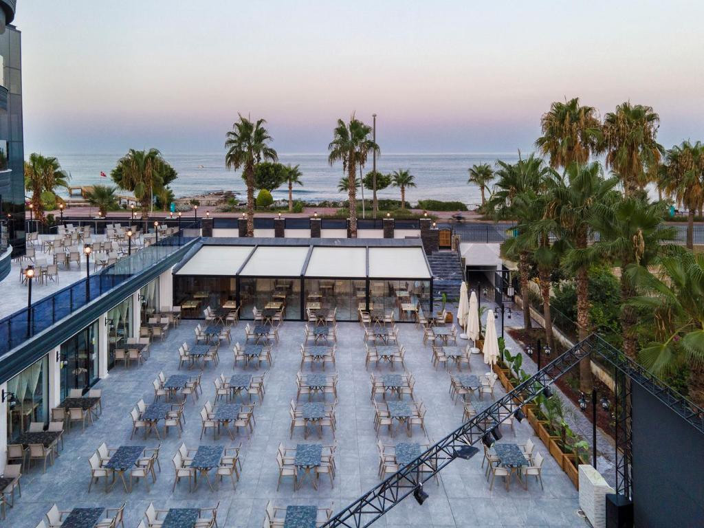 Grand Uysal Beach & Spa Hotel 5*