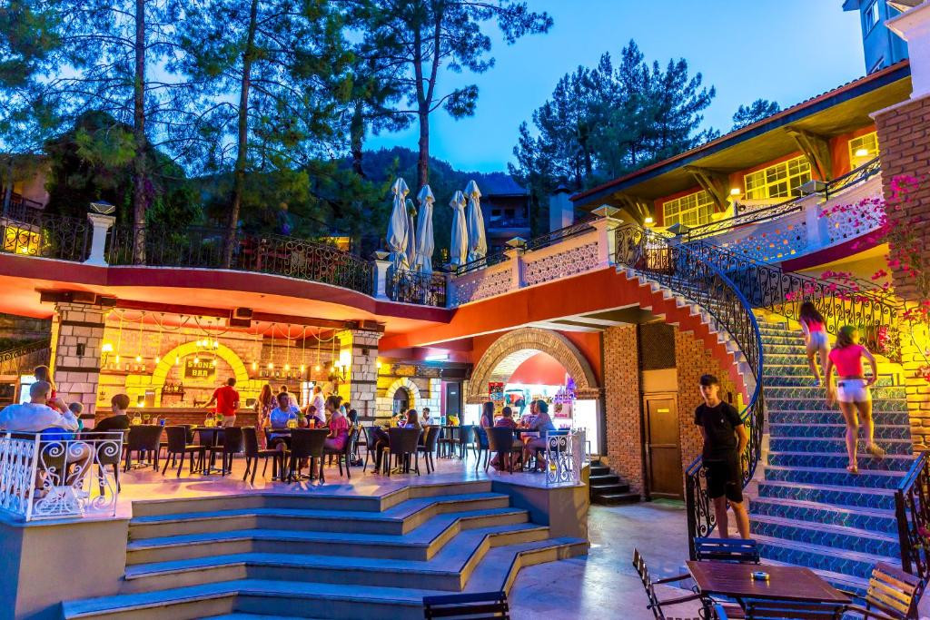 Grand Yazici Club Marmaris Palace 5*