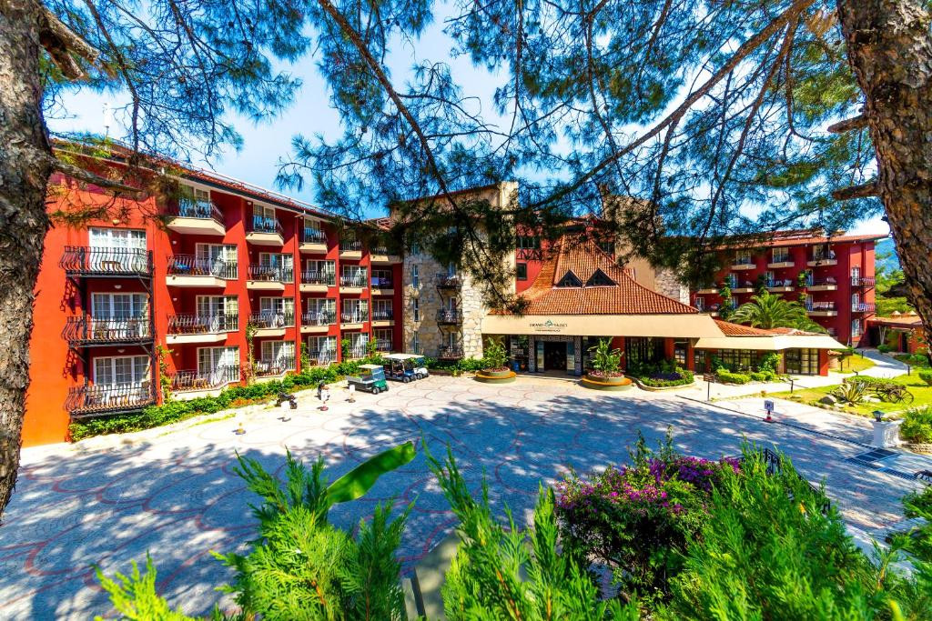 Grand Yazici Club Marmaris Palace 5*