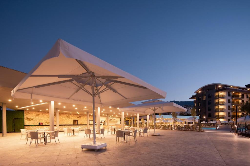 Green Garden Resort Hotel 5*