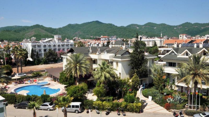 Green Park Apart 3*
