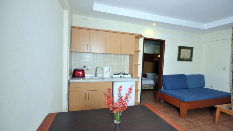 Green Park Apart 3*