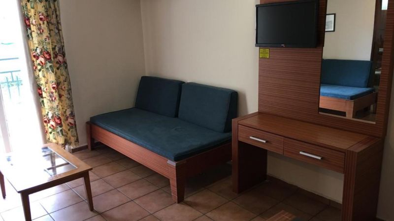 Green Park Apart 3*