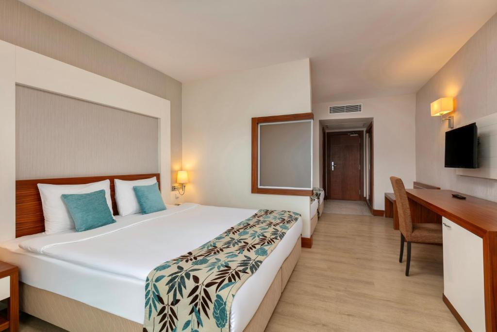 Greenwood Kemer Resort 4*
