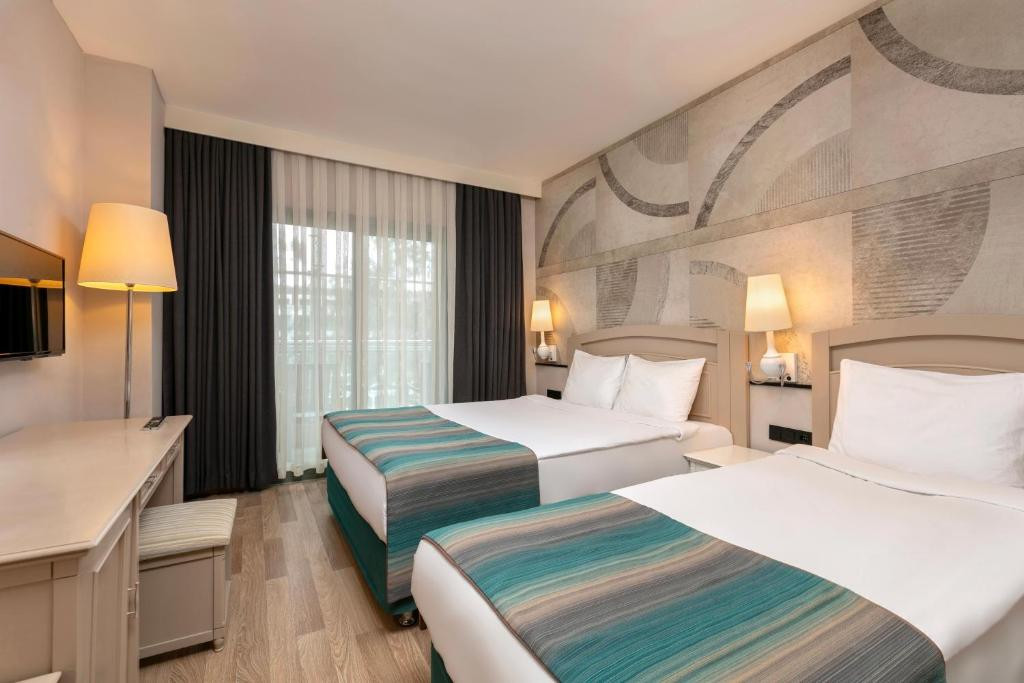 Greenwood Kemer Resort 4*