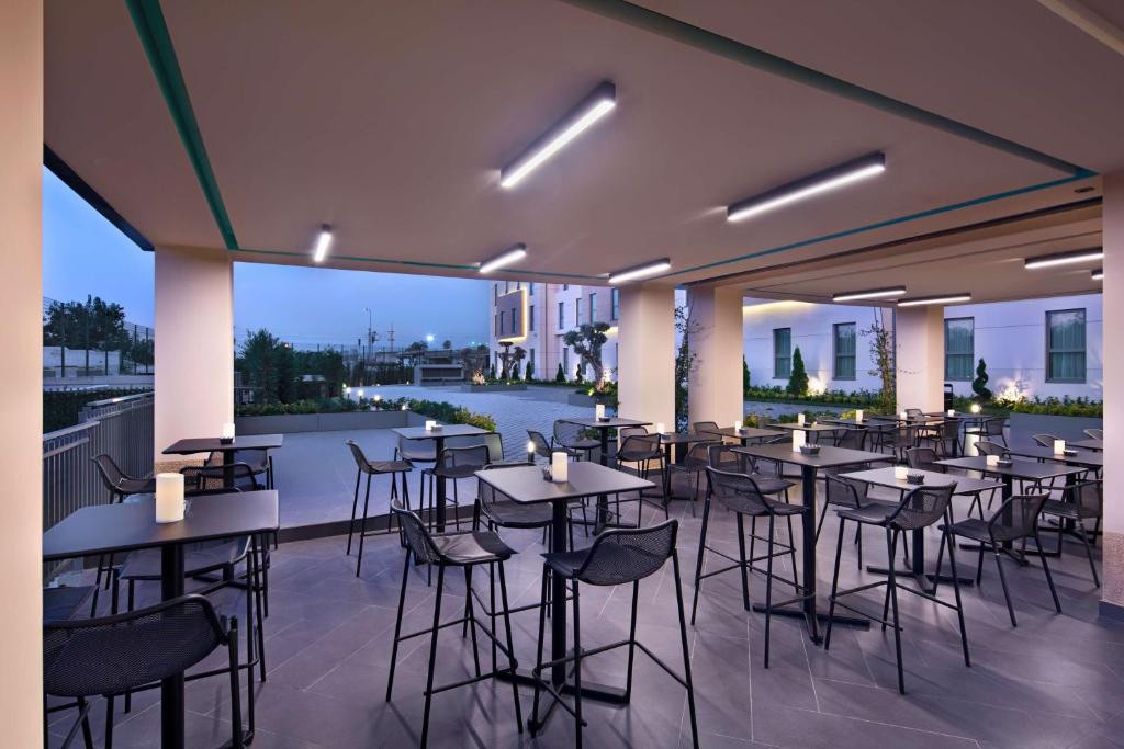 Hampton By Hilton Istanbul Zeytinburnu 4*