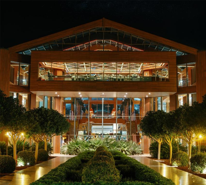 Hilton Dalaman Sarigerme Resort & Spa 5*