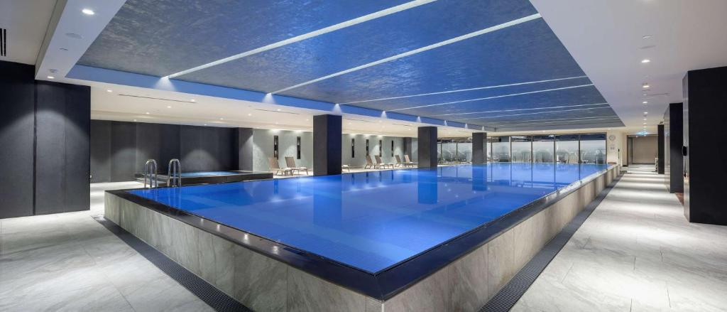 Hilton Istanbul Bakirkoy 5*