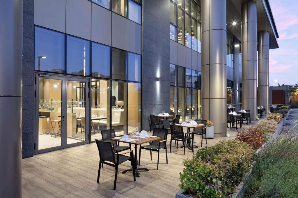 Hilton Istanbul Bakirkoy 5*