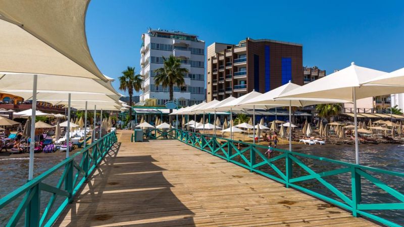 Honeymoon Beach 3*