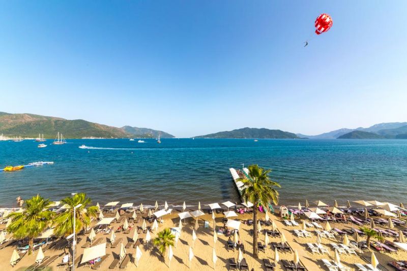 Honeymoon Beach 3*