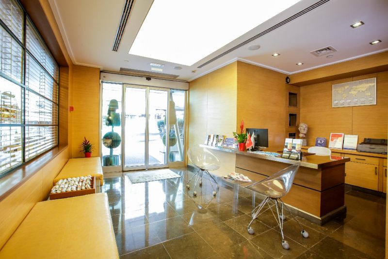 Housez Suites & Apartments 4*