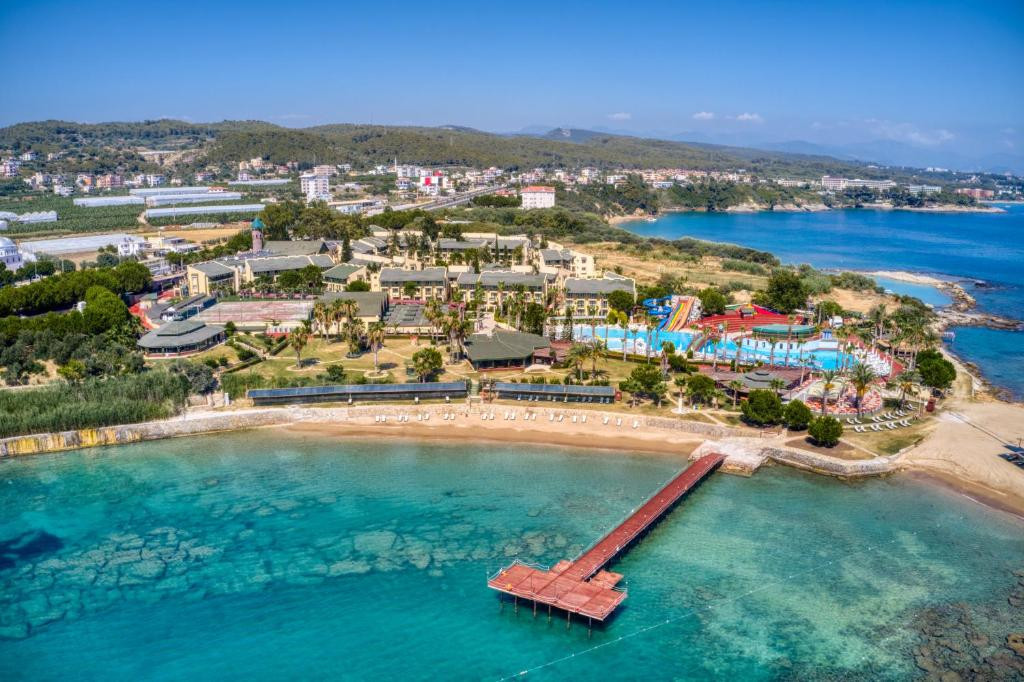 Oz Hotels Incekum Beach Hotel 5*