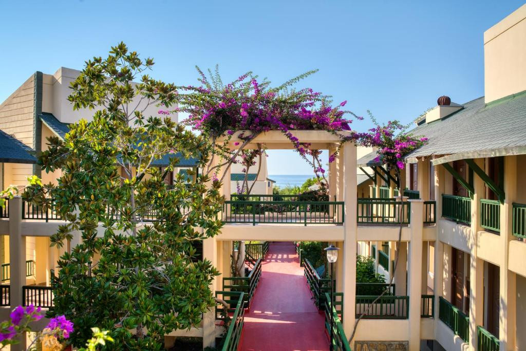 Oz Hotels Incekum Beach Hotel 5*