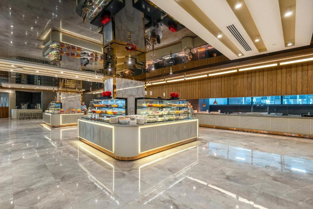 Lago Hotel (Ex. Azura Deluxe Sorgun) 5*