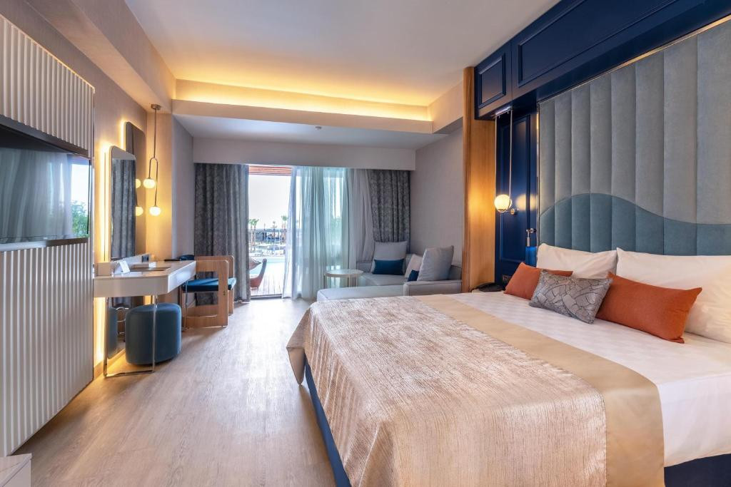Lago Hotel (Ex. Azura Deluxe Sorgun) 5*