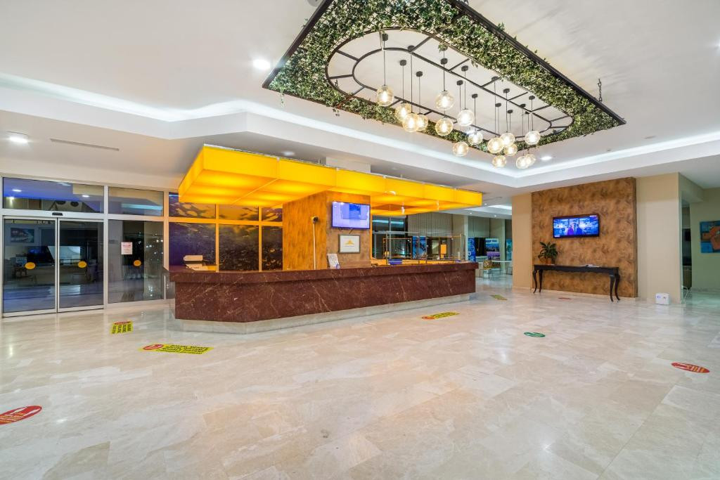 Justiniano Club Park Conti 5*