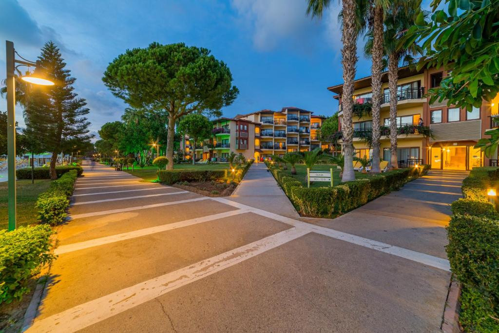 Justiniano Club Park Conti 5*