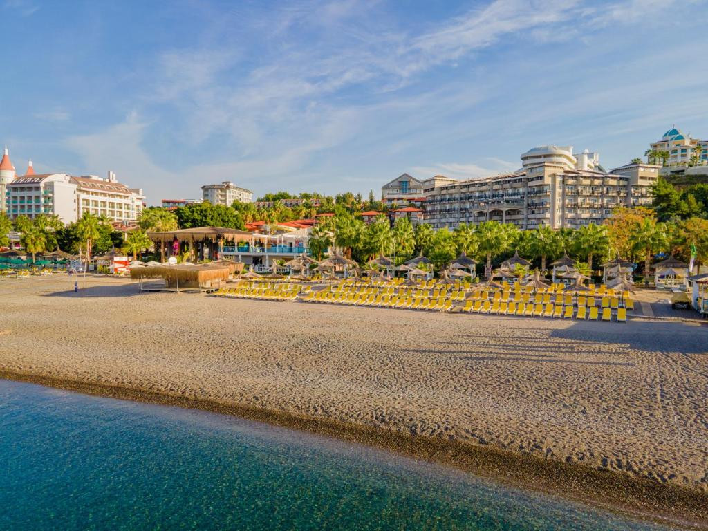 Justiniano Deluxe Resort 5*