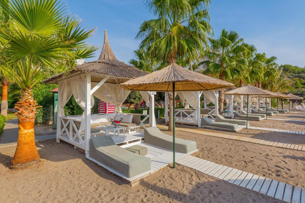 Justiniano Deluxe Resort 5*