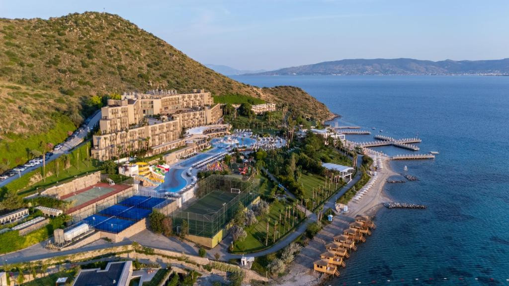 Kefaluka Resort 5*