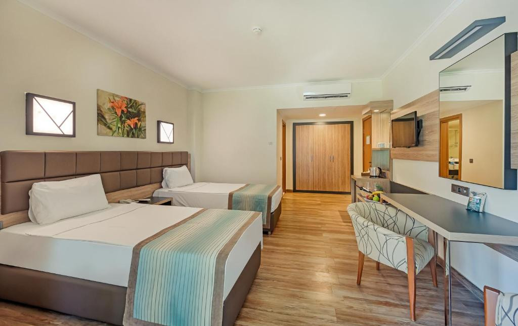 Kimeros Park Holiday Village 5*