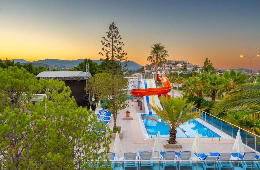Numa Konaktepe 4*