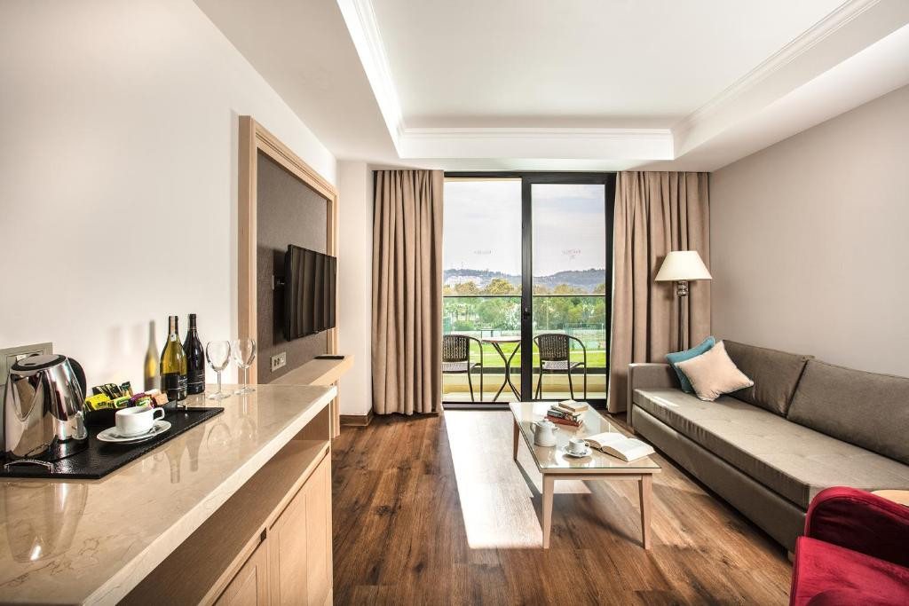 Korumar Ephesus Spa & Beach Resort 5*