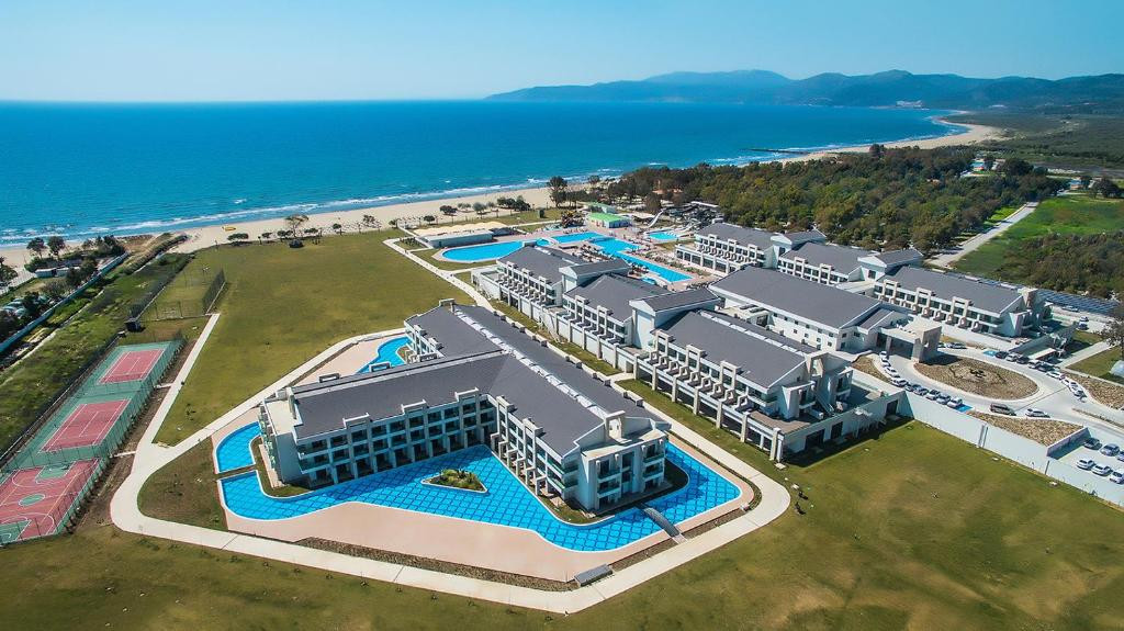 Korumar Ephesus Spa & Beach Resort 5*