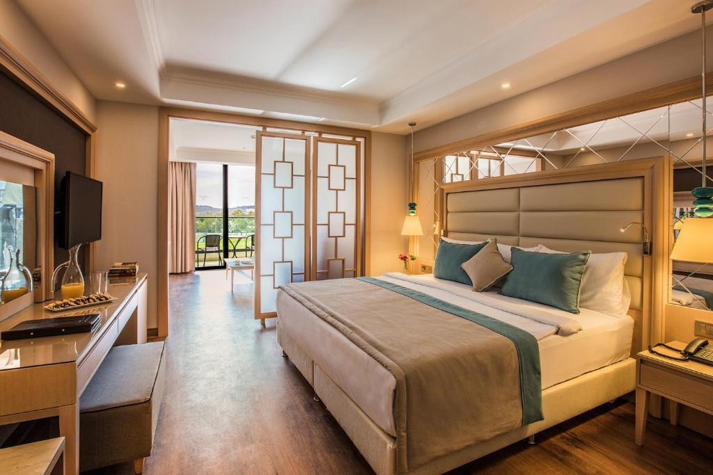 Korumar Ephesus Spa & Beach Resort 5*