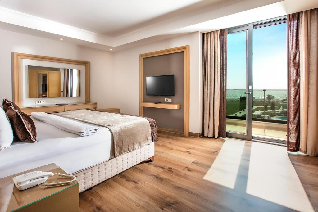Korumar Ephesus Spa & Beach Resort 5*