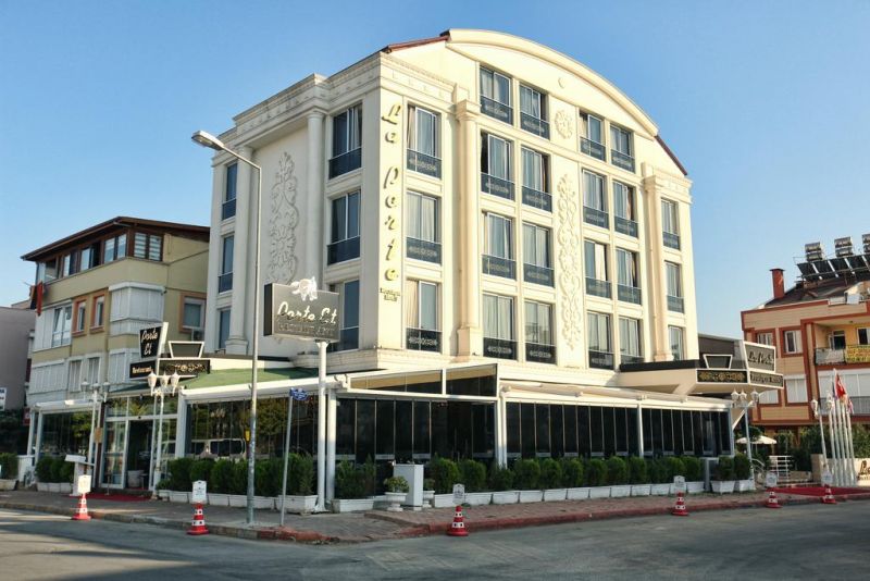 La Porte Hotel 4*