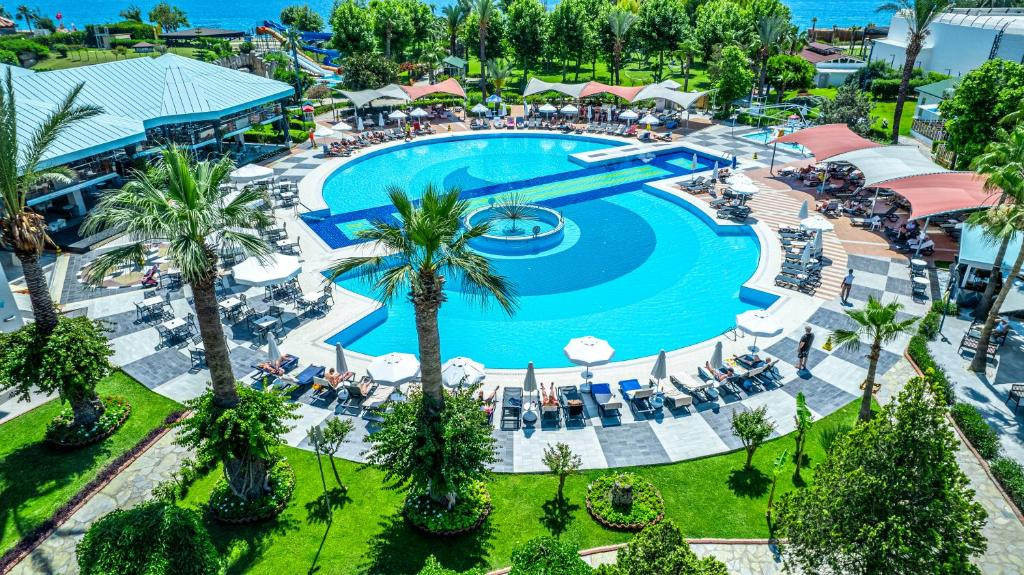 Queens Park Le Jardin (Ex. Le Jardin Resort) 5*