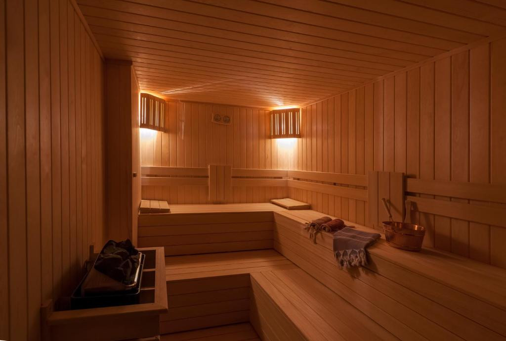 Le Petit Palace Hotel 4*
