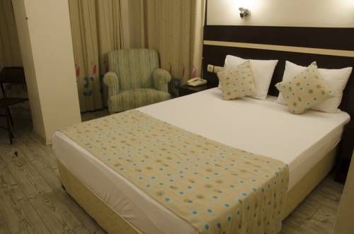 Luna Boutique 3*