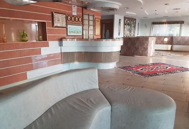 Maira Beach Hotel 3*