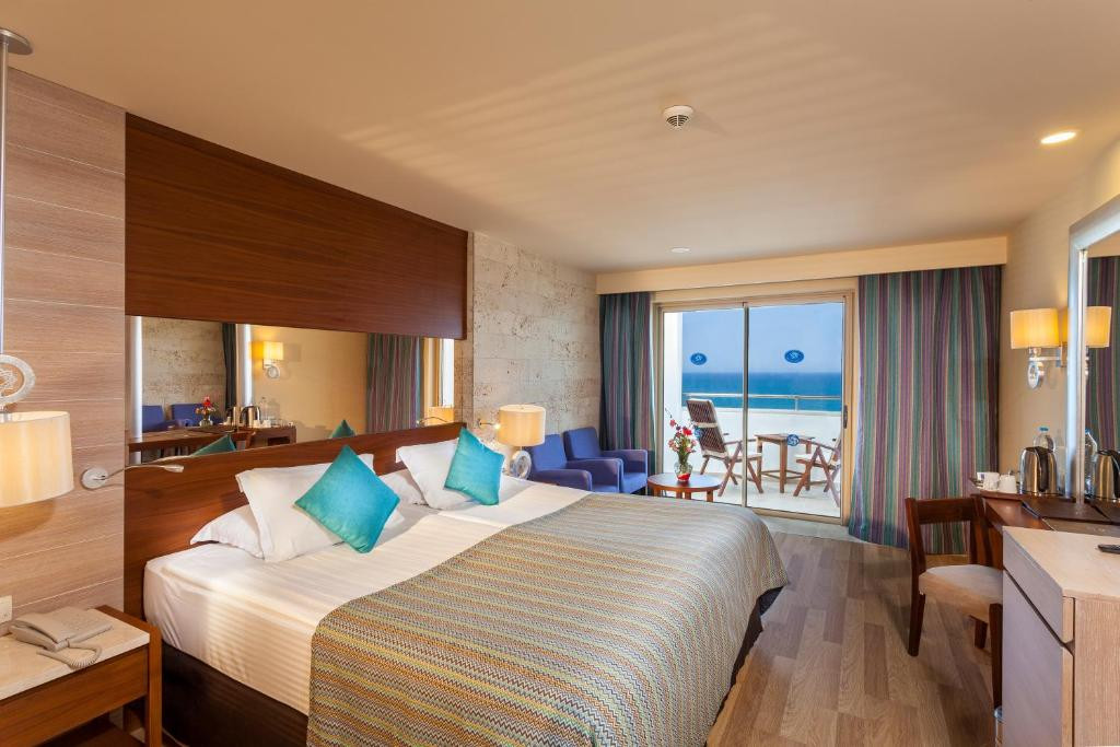Melas Lara Hotel 5*