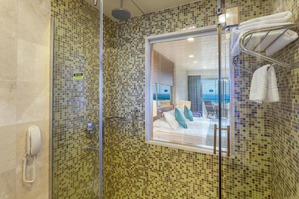 Melas Lara Hotel 5*