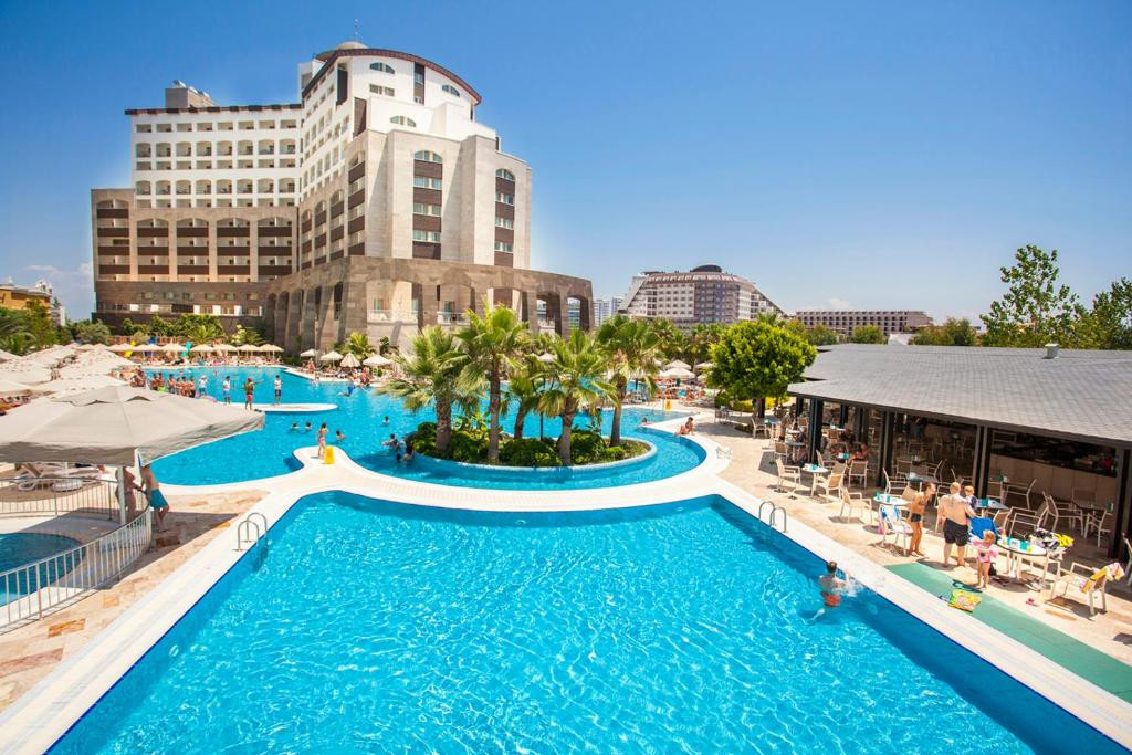 Melas Lara Hotel 5*