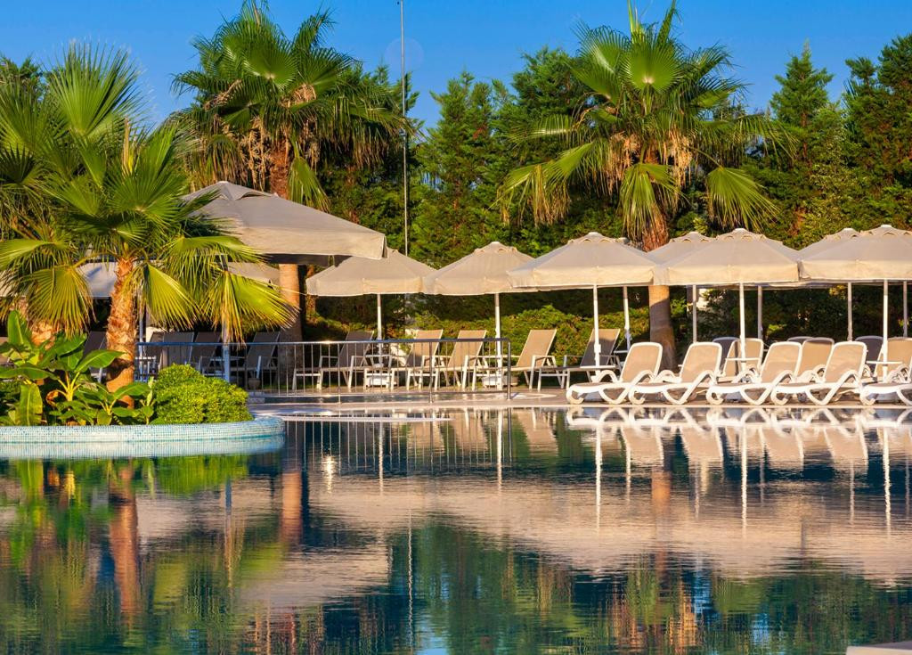 Melas Lara Hotel 5*