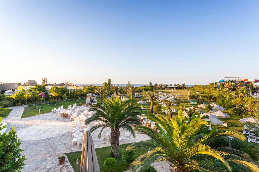 Melas Lara Hotel 5*