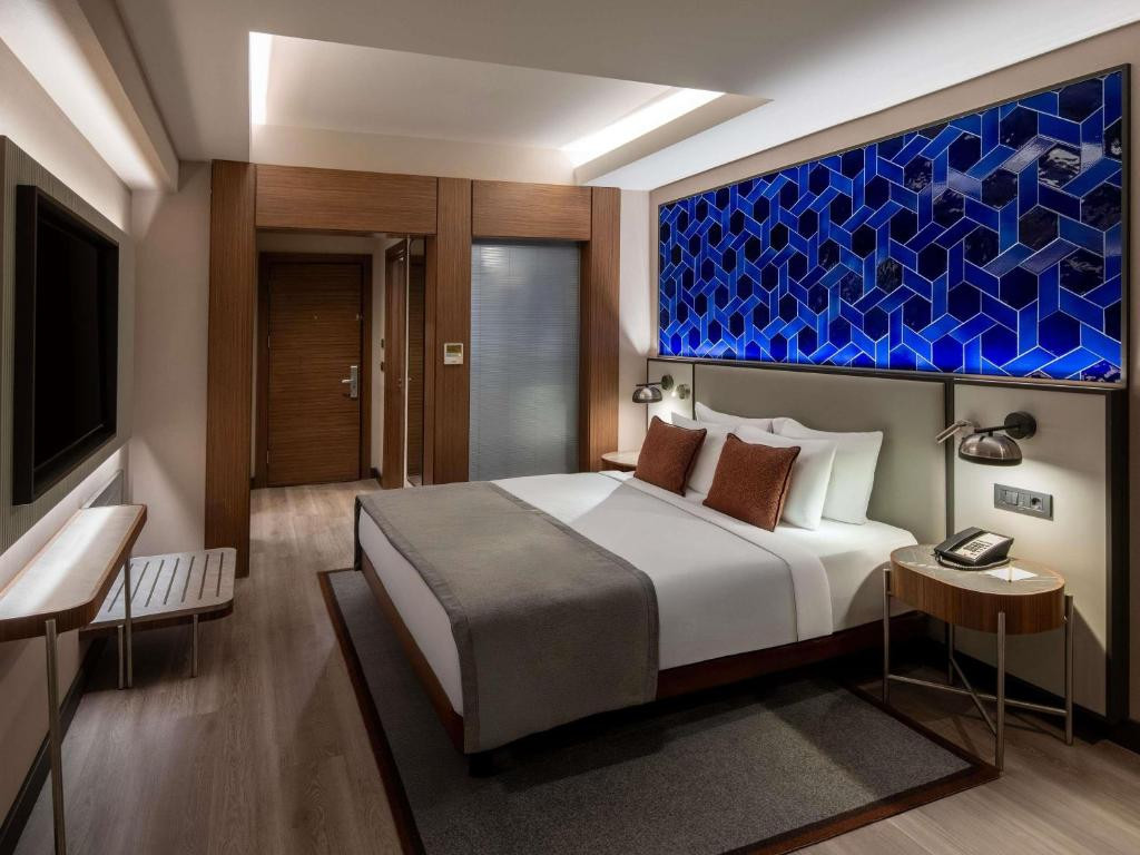 Mercure Istanbul Altunizade 4*