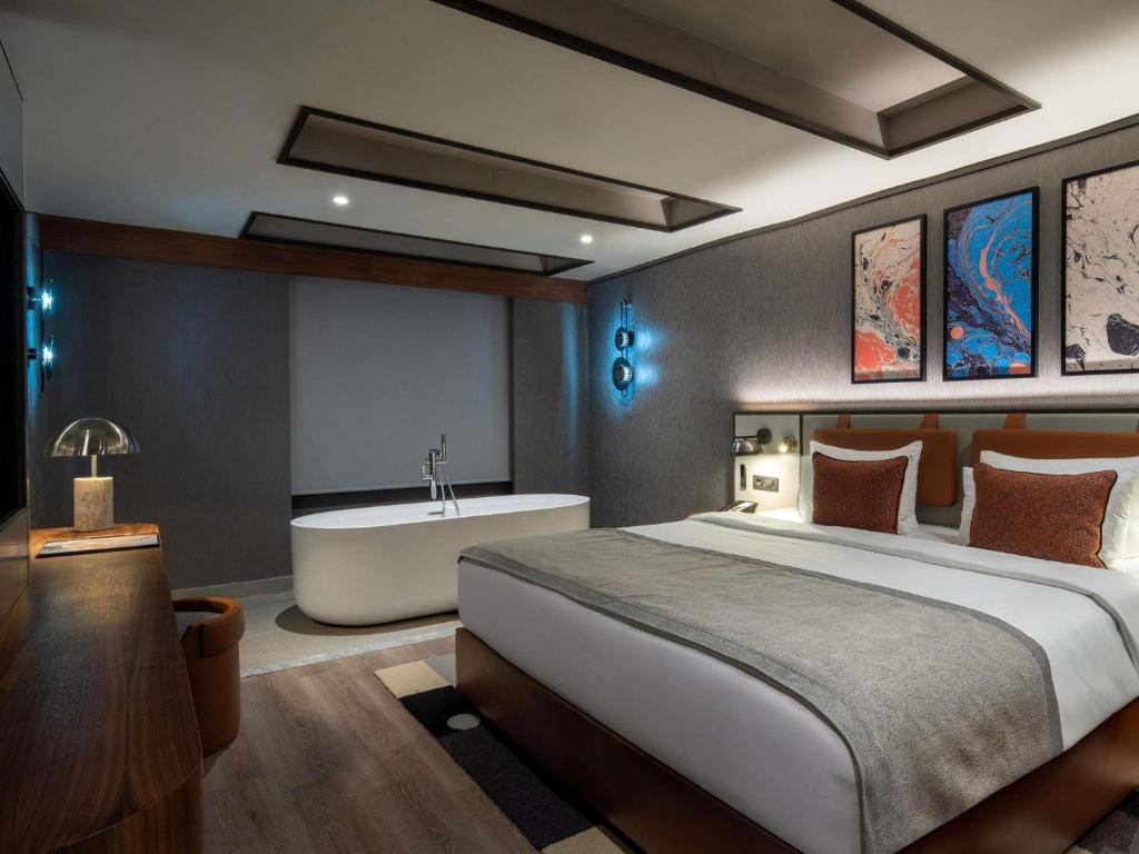 Mercure Istanbul Altunizade 4*