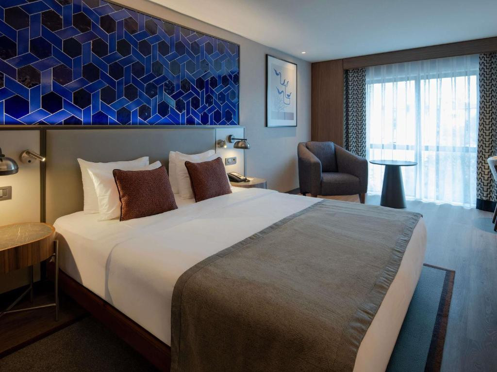 Mercure Istanbul Altunizade 4*