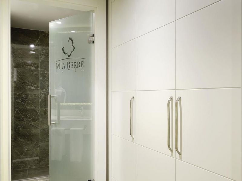 Mia Berre Hotels 4*