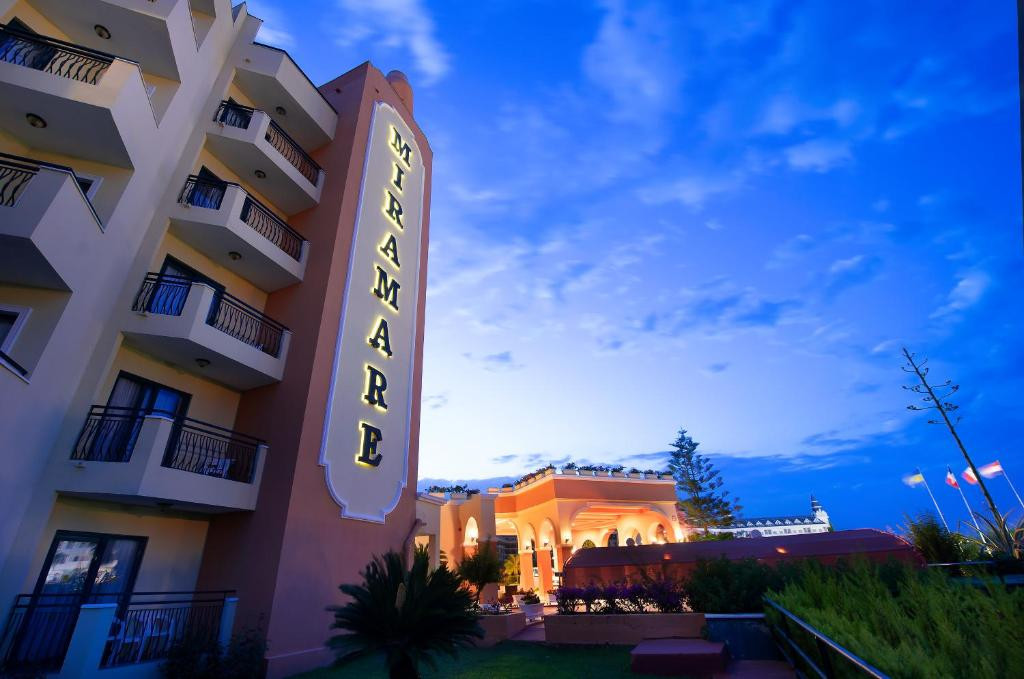 Miramare Queen Hotel 5*