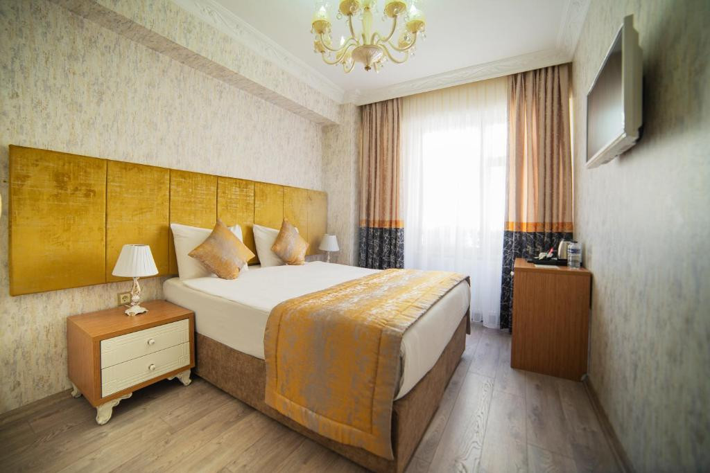 Miran Hotel 4*