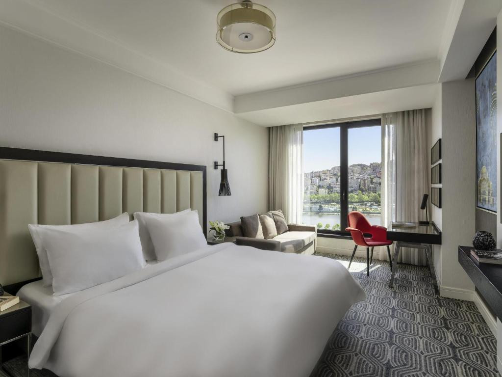 Movenpick Istanbul Hotel Golden Horn 5*
